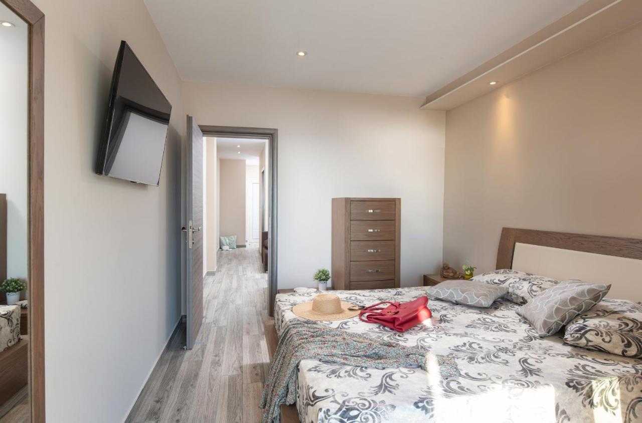 Sunset Studios - Suites With Seaview & Back Side Apartements Toroni Eksteriør bilde