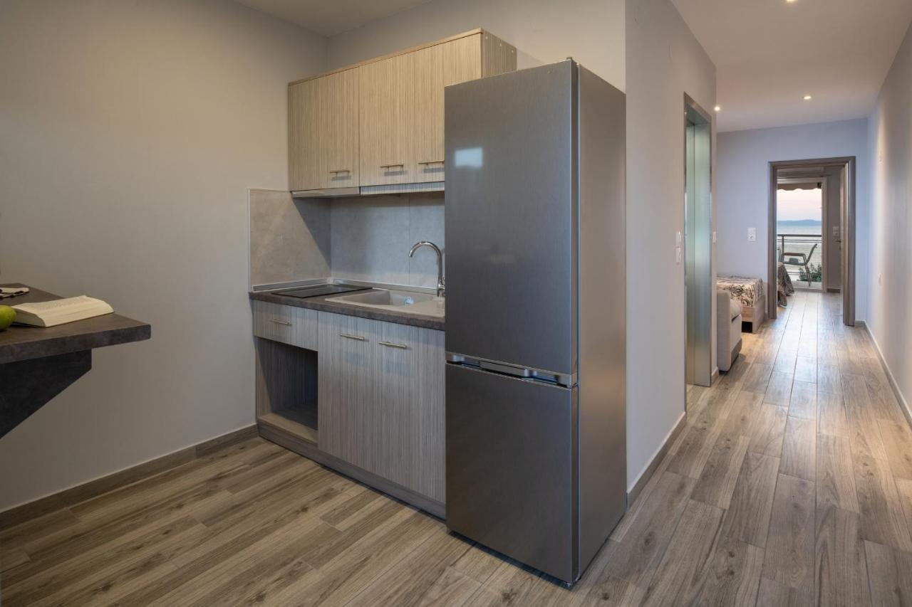 Sunset Studios - Suites With Seaview & Back Side Apartements Toroni Eksteriør bilde
