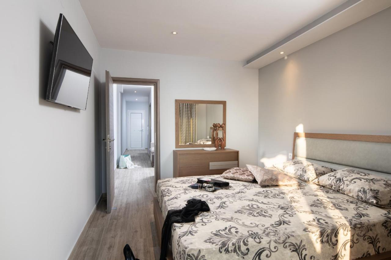 Sunset Studios - Suites With Seaview & Back Side Apartements Toroni Eksteriør bilde