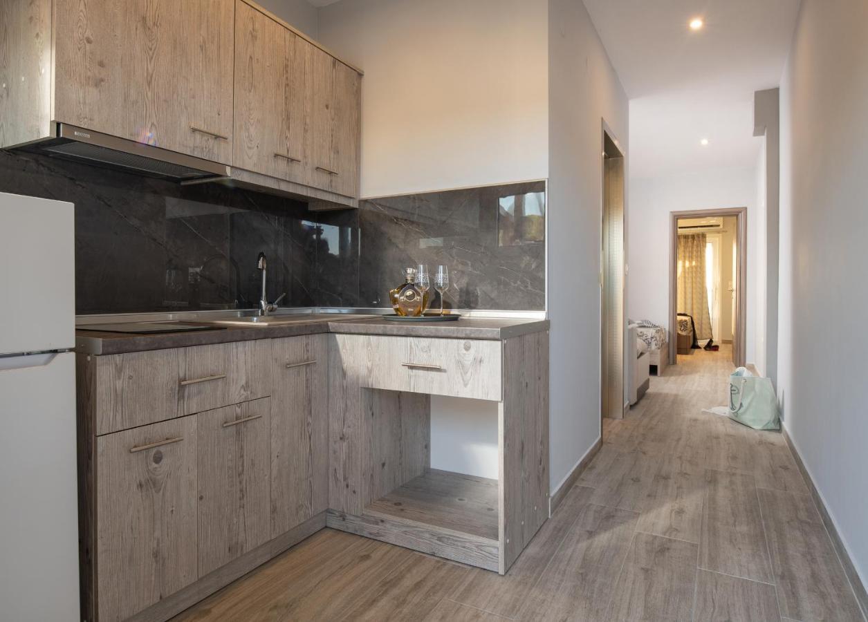 Sunset Studios - Suites With Seaview & Back Side Apartements Toroni Eksteriør bilde