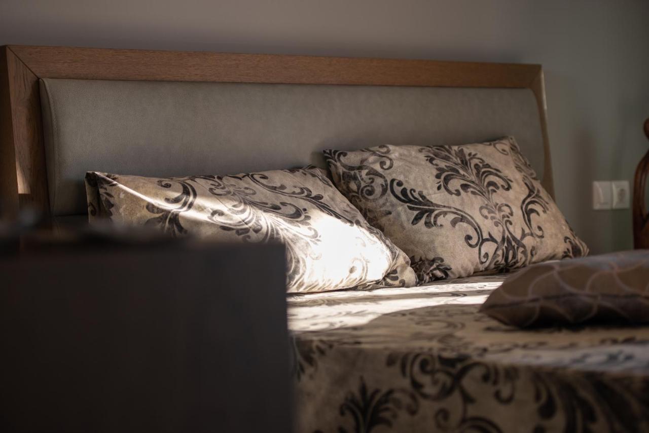Sunset Studios - Suites With Seaview & Back Side Apartements Toroni Eksteriør bilde